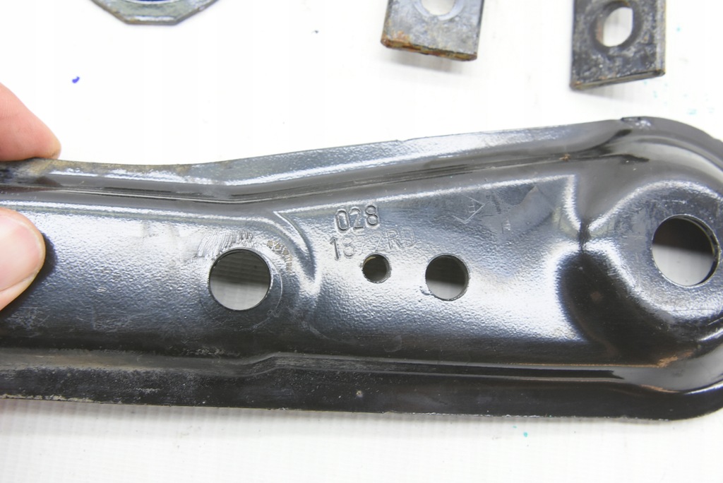 фото №3, Renault megane iv распорки кронштейн подрамник kpl.