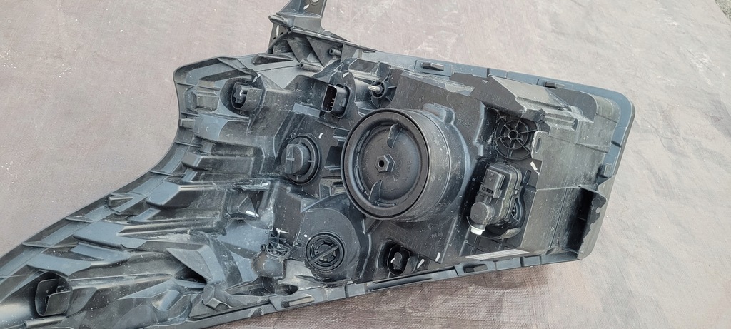 фото №11, Renault trafic iii лампа передняя правая фара правый