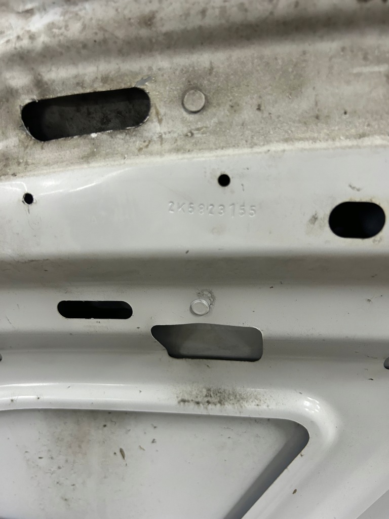 Капот крышка двигателя vw caddy 3 рестайлинг  2015-2020 2k5 с Разборки