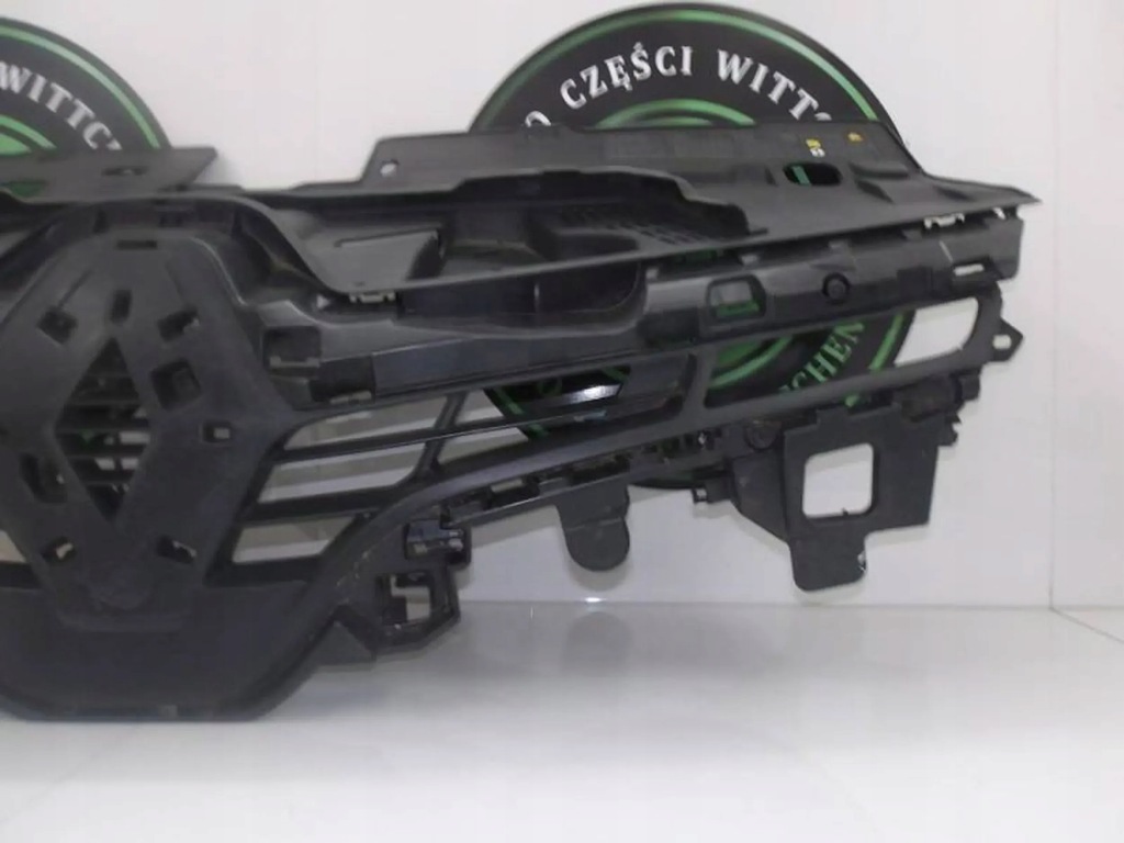 фото №3, Renault clio iv решётка радиатора решётка радиатора бампер перед