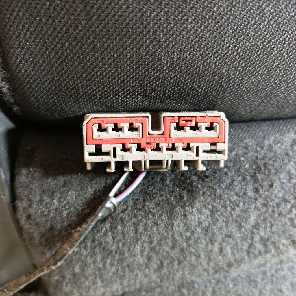 фото №14, Dodge ram 1500 09- сидіння складний підлокітник usa