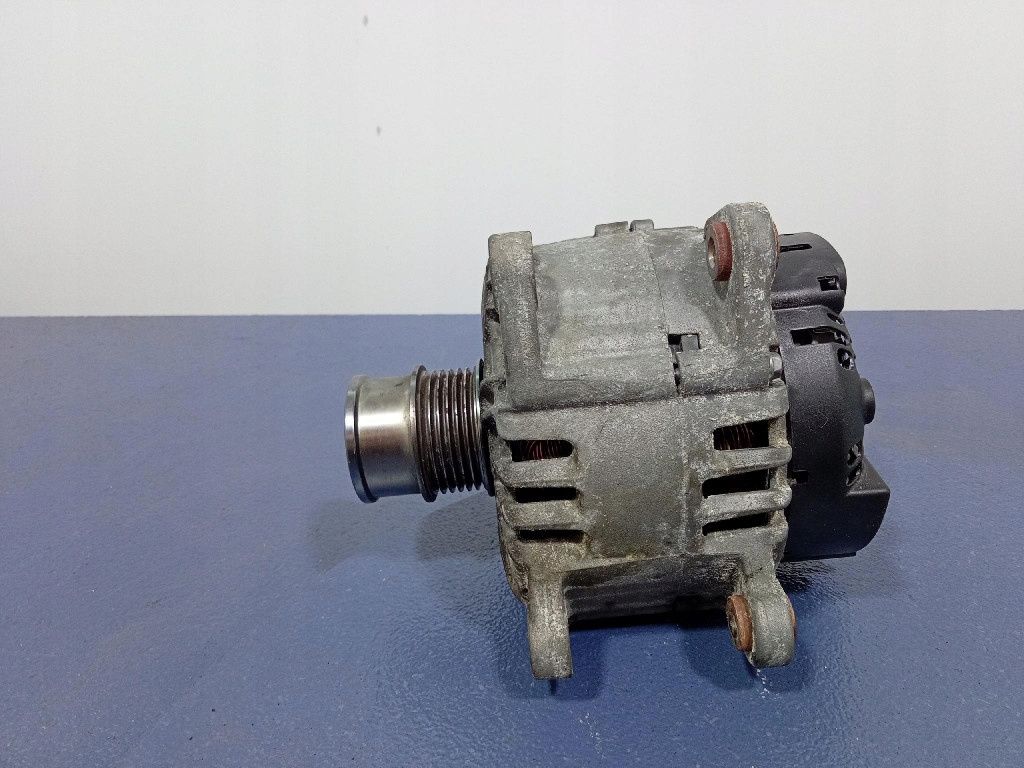 Skoda octavia 3 1,4 tsi 150km генератор 04c903023m czda Оригинал