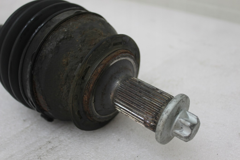 фото №4, Mercedes приводной вал правый перед правая передняя механическая коробка передач привод перед a2463303200