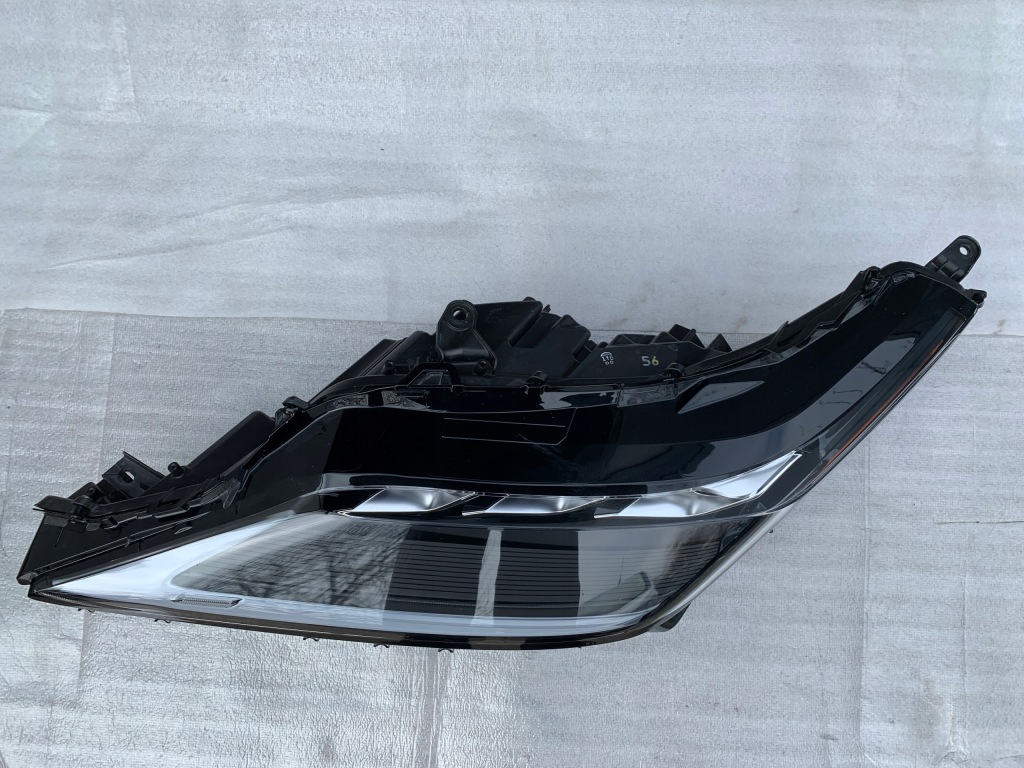 Лампа ліва lexus rx full led 2020r- в Україні