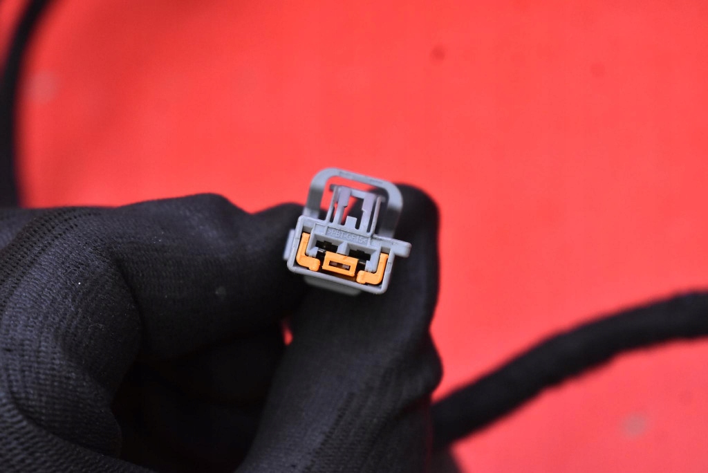 Купить Жгут электропроводка дверь правый  задняя 32143970 volvo v60 2 2 18-21