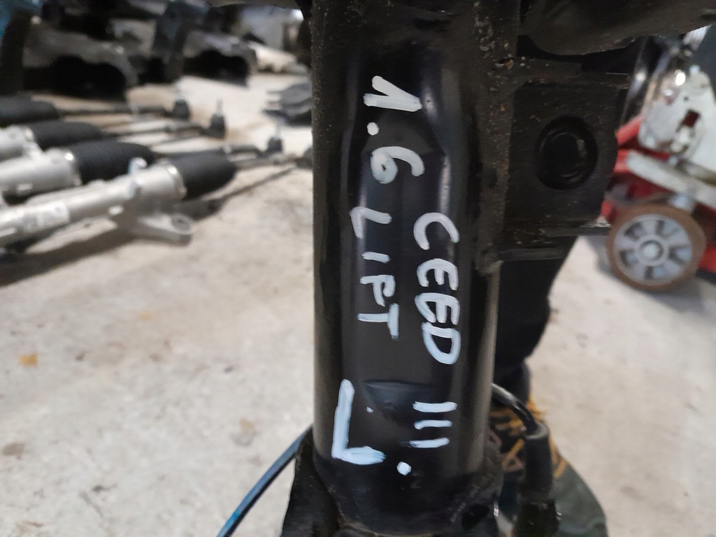 фото №9, Kia ceed iii 1.6 t-gdi поворотний кулак амортизаторна стійка лівий