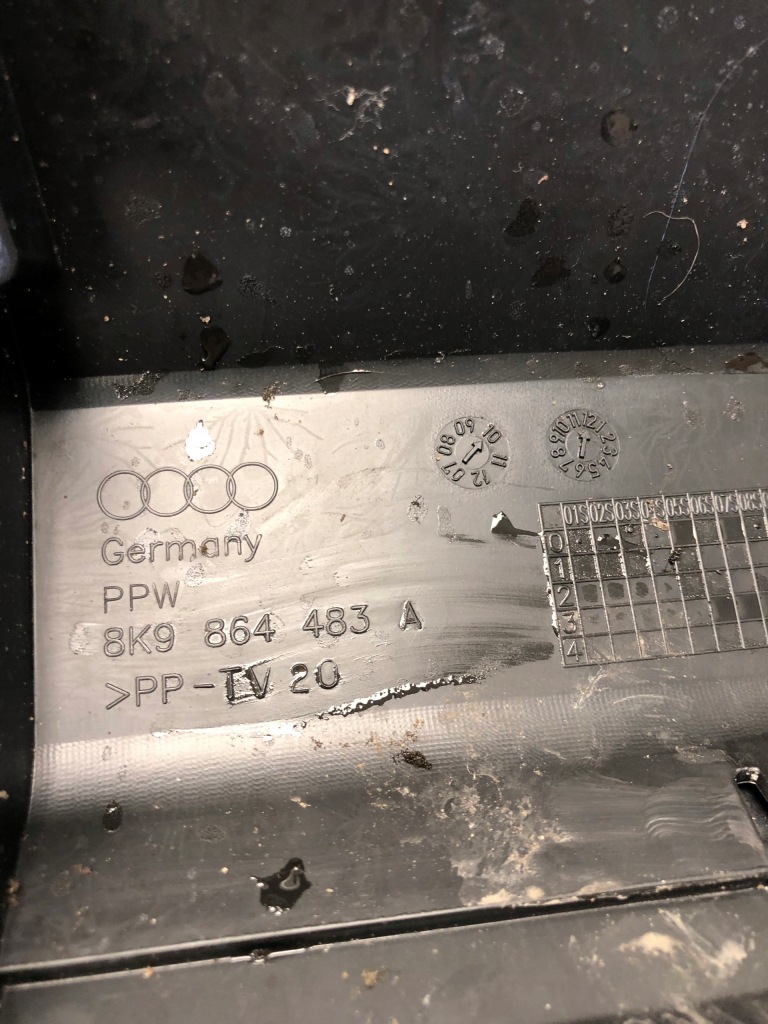 Накладка поріг багажника audi a4 b8 універсал 8k9864483a Київ