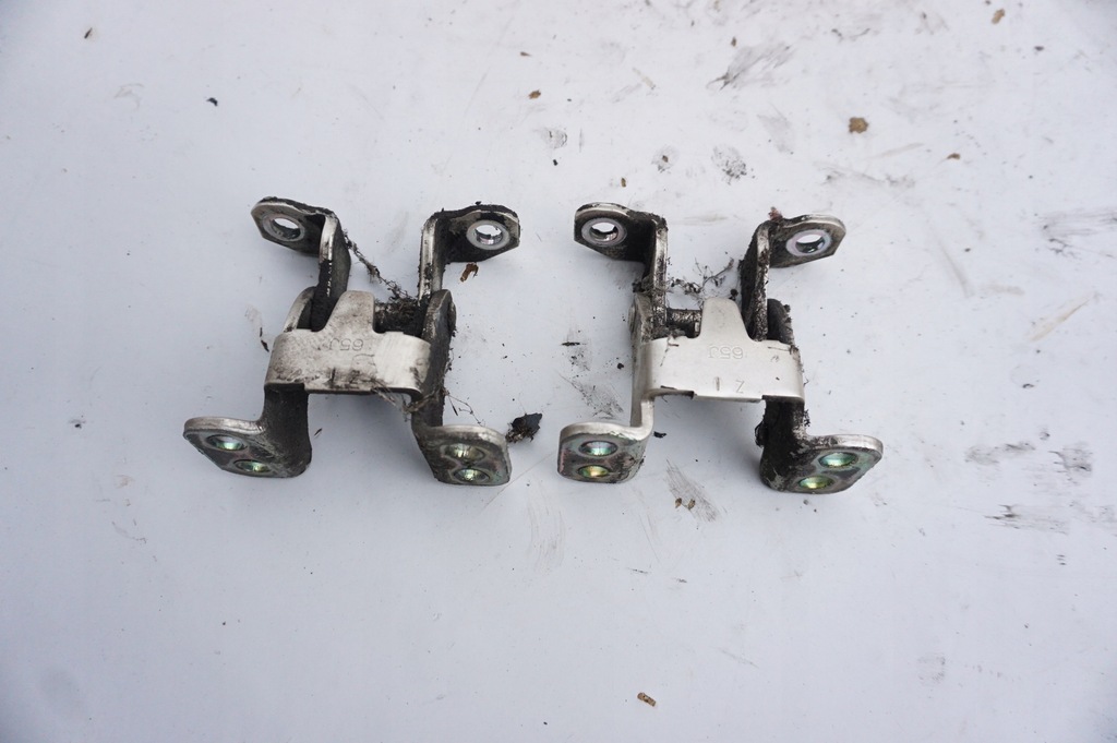 фото №1, Петлі кришки задній suzuki grand vitara 2 ii 5d