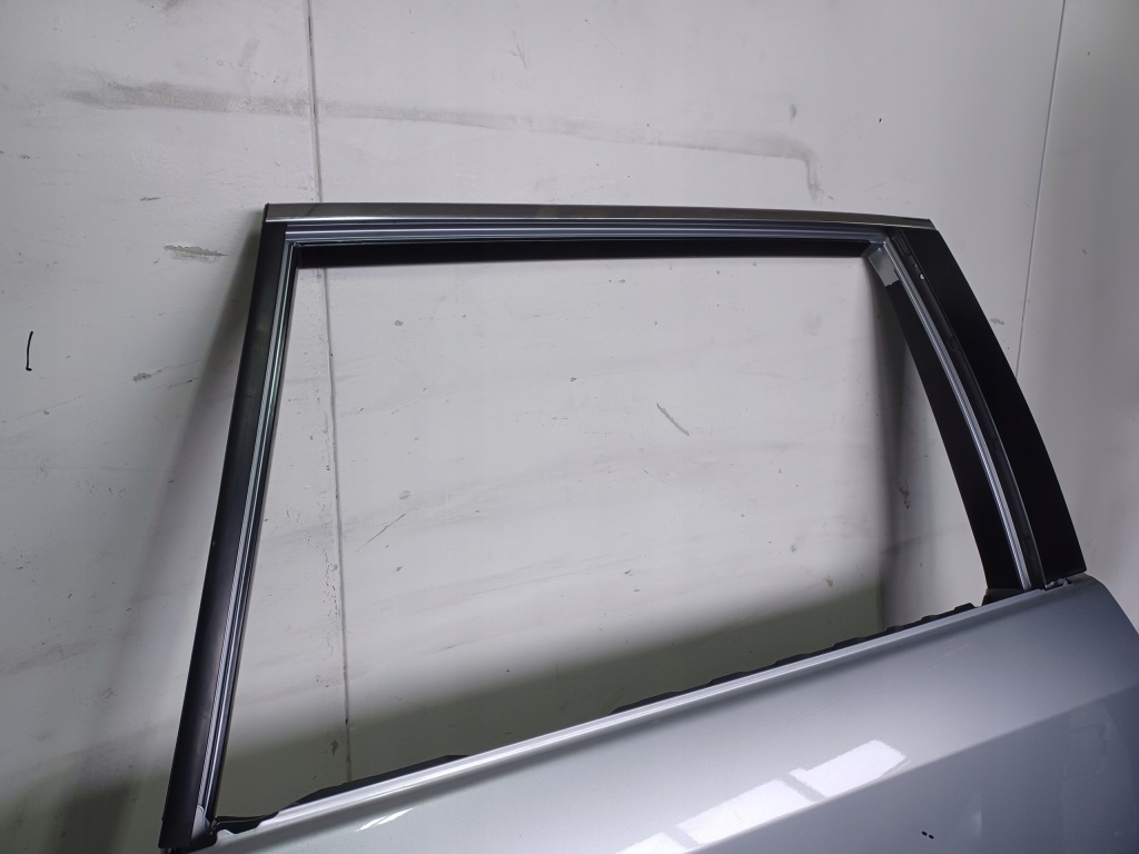 фото №3, Двері ---- toyota rav4 rav-4 rva 4 v 2018- ----- задні праве ---