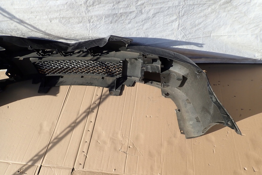 фото №11, Mazda premacy 02-05 бампер передній 16m