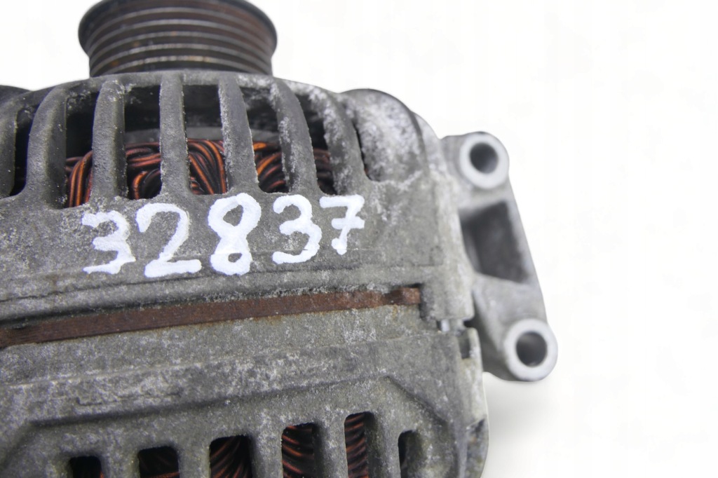 Генератор audi a4 b7 a3 8p volkswagen golf vi 2.0 tfsi 06b903016ab Цена