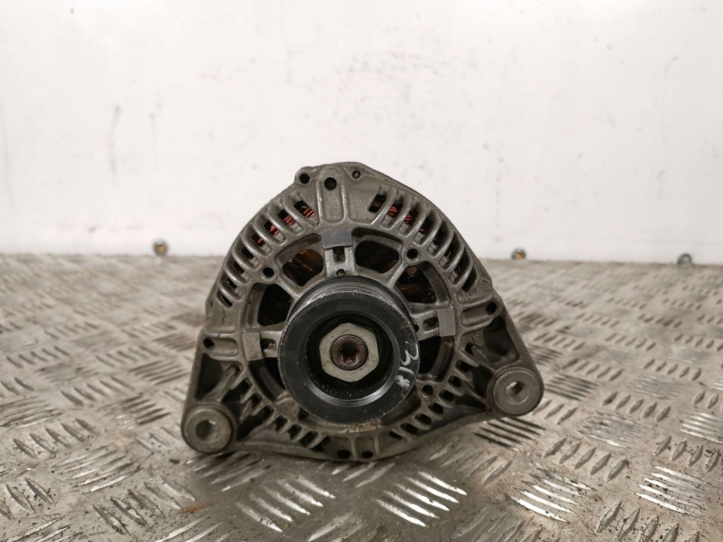 фото №1, 2002 bmw 3 e46 генератор 2542515a