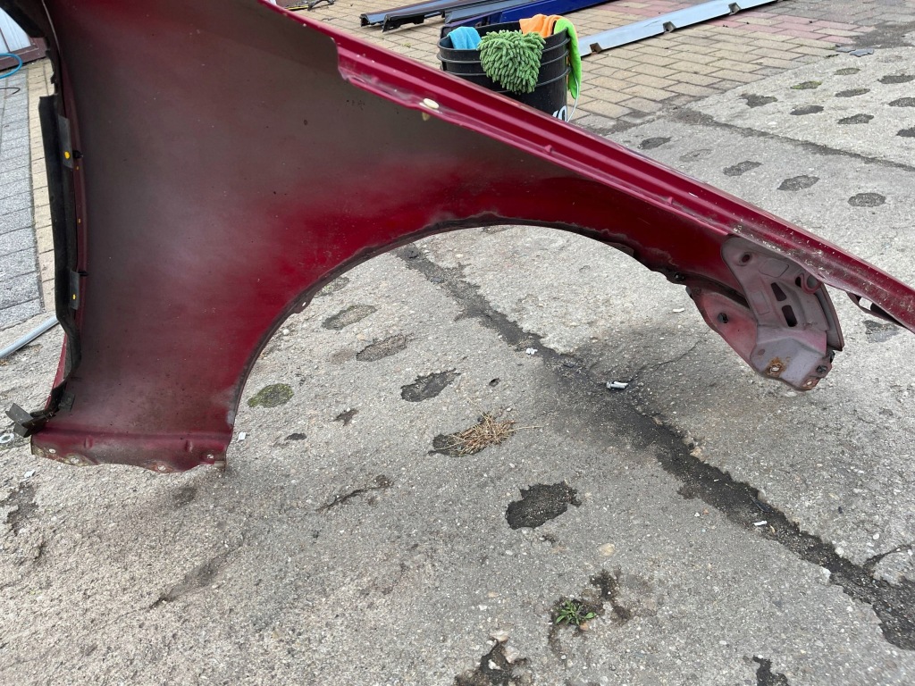 Купить Крыло  левое  перед lexus is 2 рестайлинг  10-13r без поворота