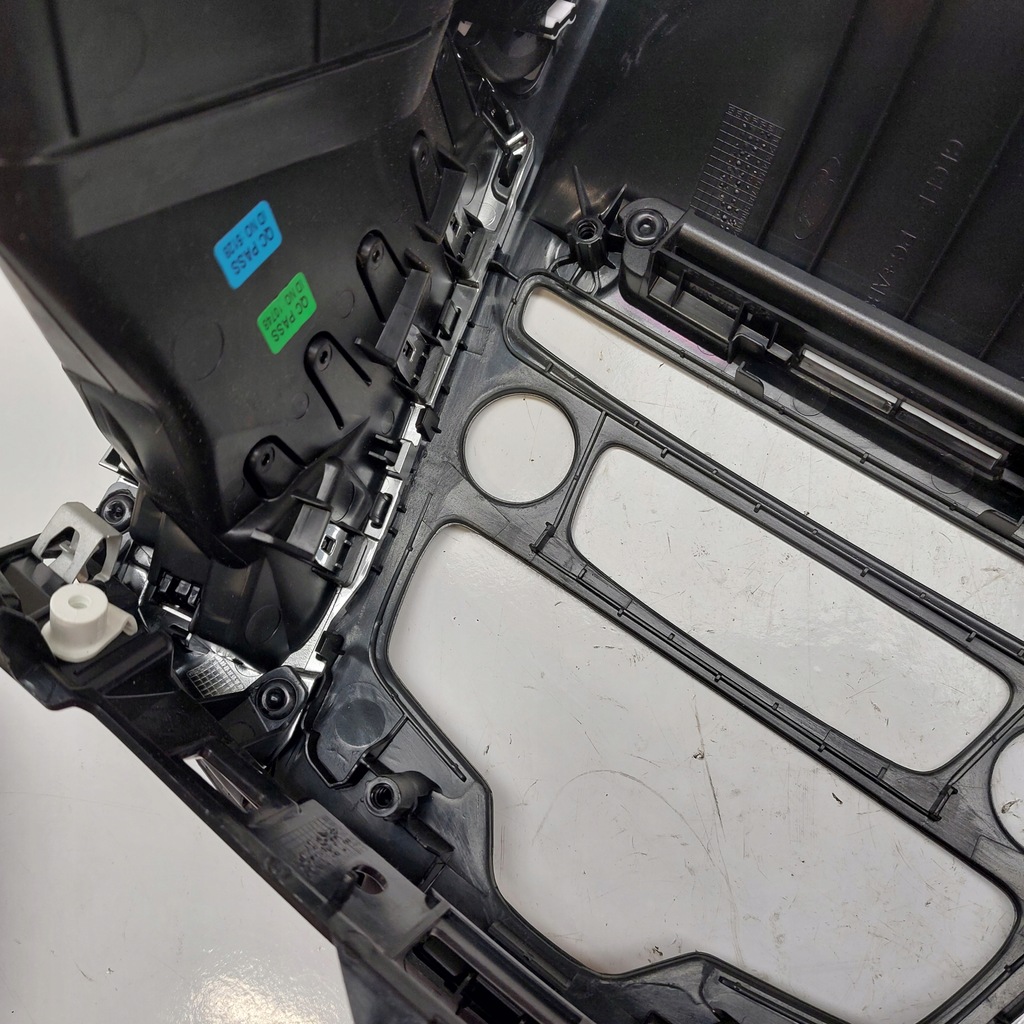 фото №10, Ford focus mk3 st рамка радио приборная панель средняя