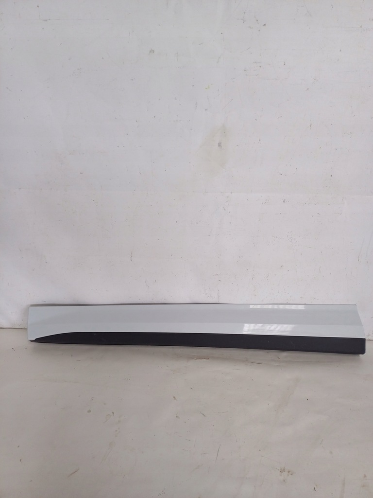 фото №1, Молдинг дверь левый перед skoda enyaq 5la