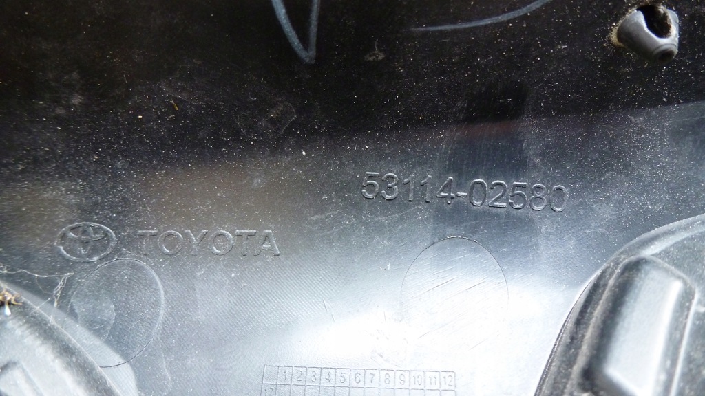 фото №10, Toyota corolla решётка радиатора бампер перед 53114-02580