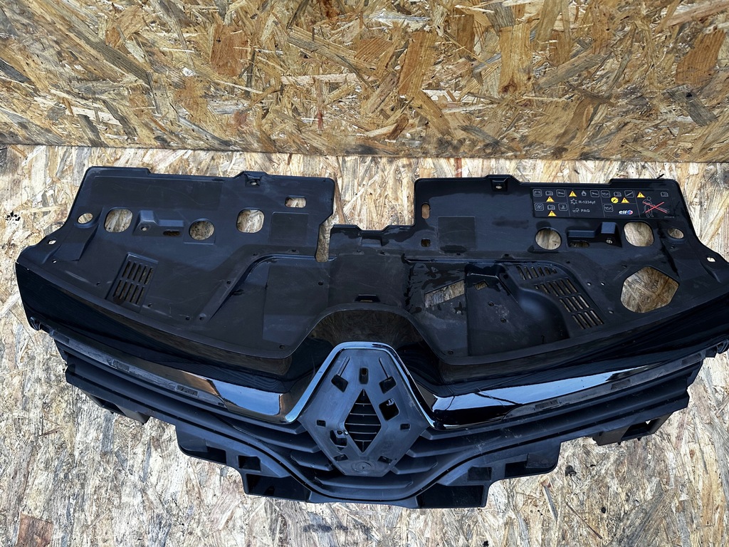 фото №4, Решітка радіатора решітка радіатора renault clio iv 622562901r