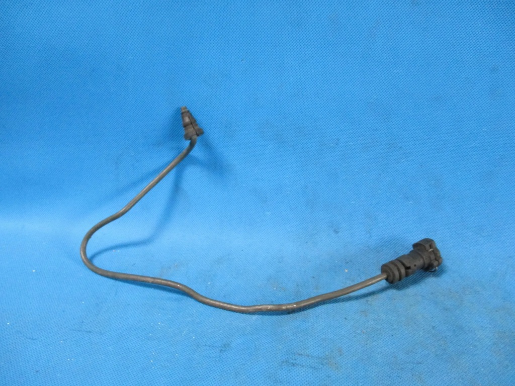 фото №1, Шланг трубка сцепления audi s4 b8 3.0 tfsi 8k0721477d