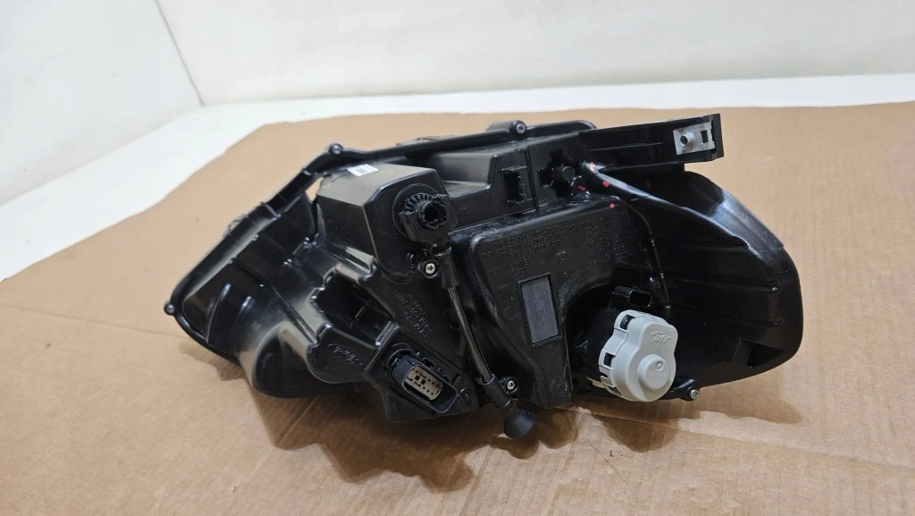 Фара левая перед передняя ford mustang vi рестайлинг  full led jr3b-13006-a Оригинал