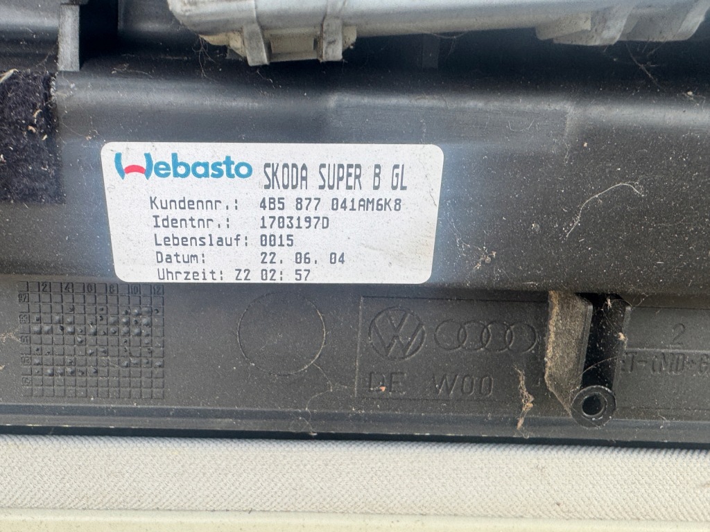 Люк passat b5 skoda superb 1 4b5877041am 4b0959591g/ в Україні