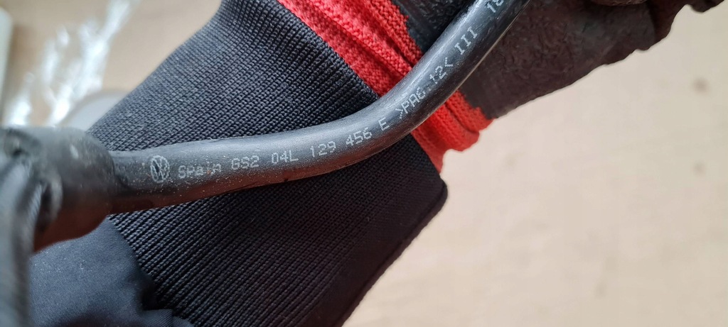 фото №6, A4 b9 8w шланг вакууму 04l129456e 2.0 tdi q5 a6 c7 a5 8w