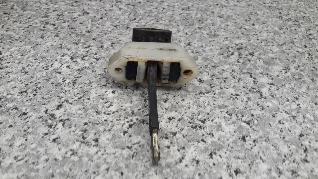 фото №5, Ограничитель дверь правый задняя suzuki alto