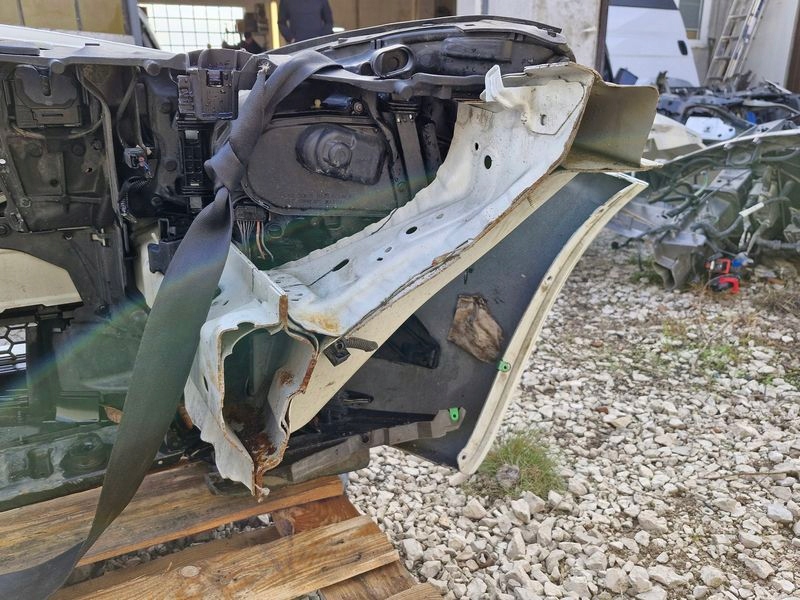 фото №16, Volvo s60 ii 2 перед kompletny бампер лампа радіатор вентилятор pas решітка радіатора