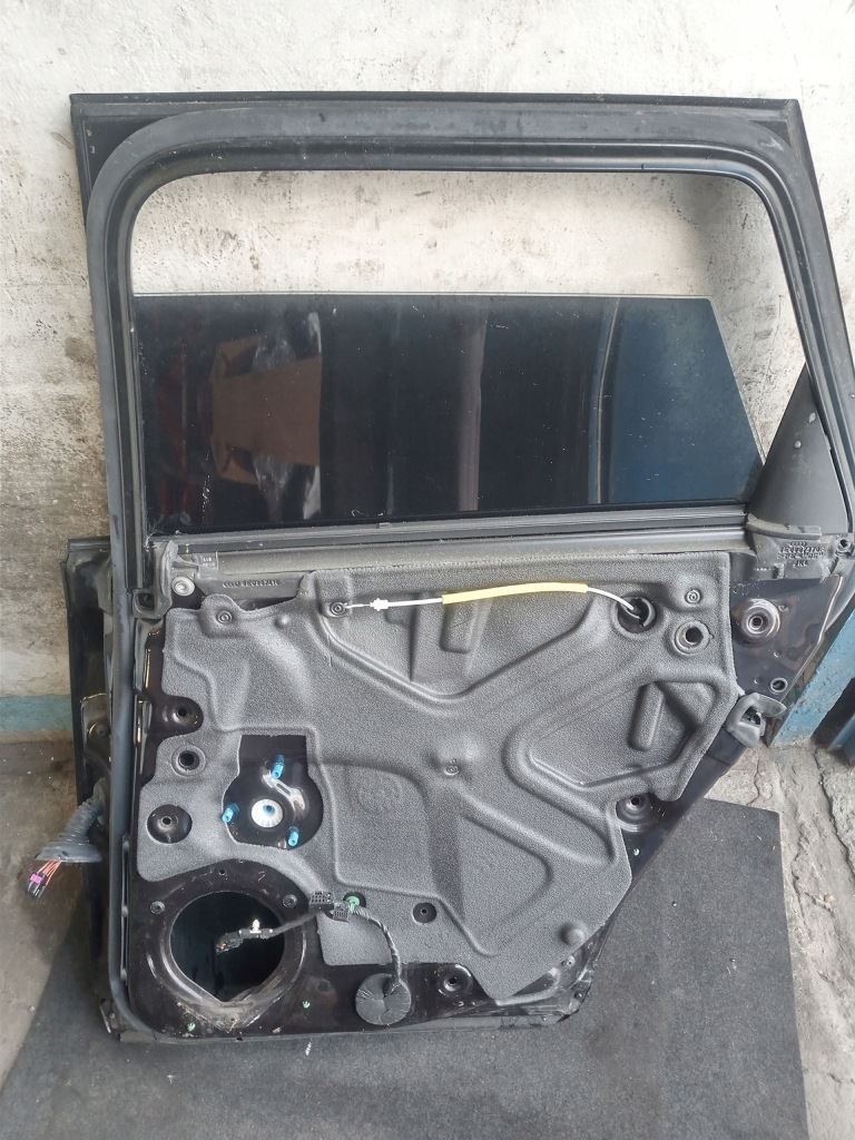 фото №5, Дверь правый задняя audi a4 b7 цвет śliwka