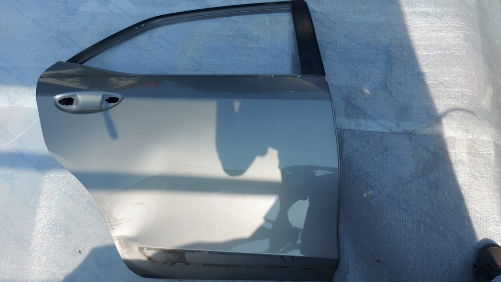 фото №1, Дверь правый задняя toyota corolla e16 e18 13-