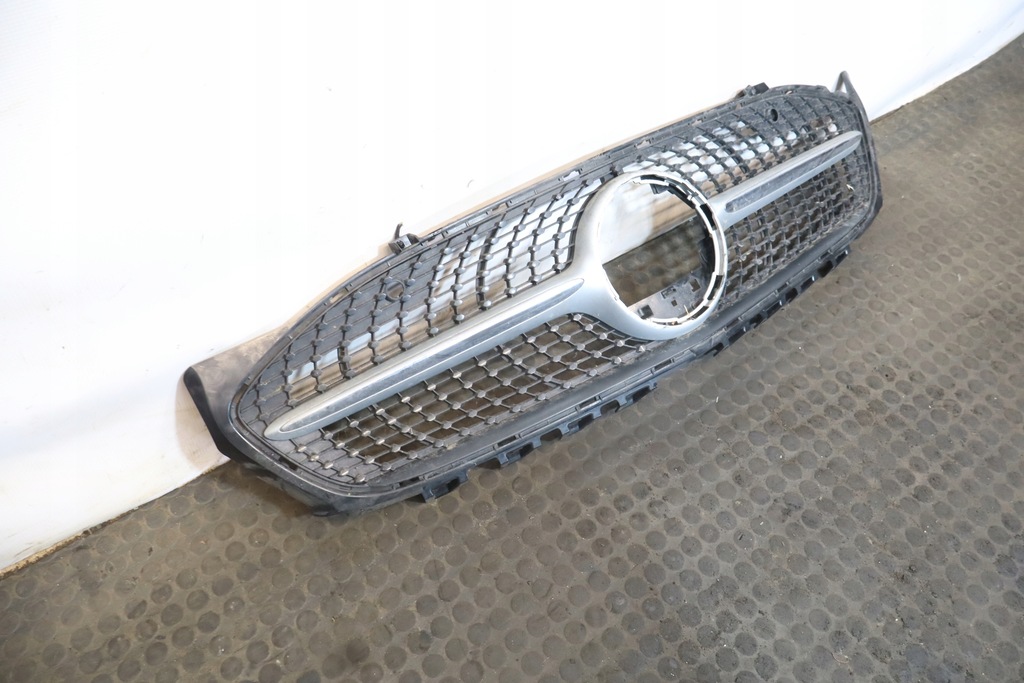 фото №1, Решётка радиатора решётка радиатора mercedes cla ii c118 w118