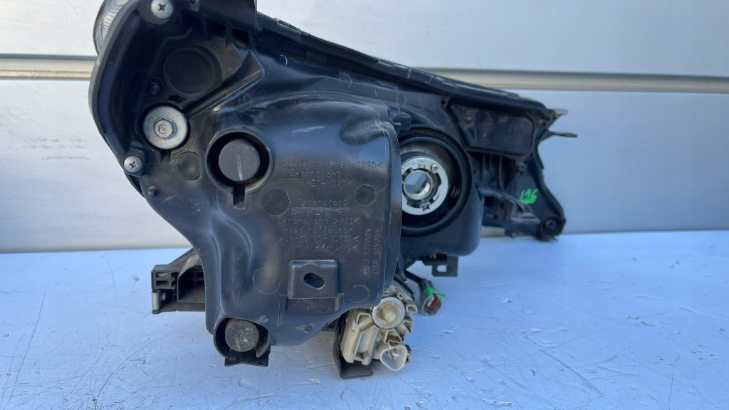 Toyota rav 4 iv 13-15 дорестайлинг  фара левая перед передняя ксенон европа с Разборки
