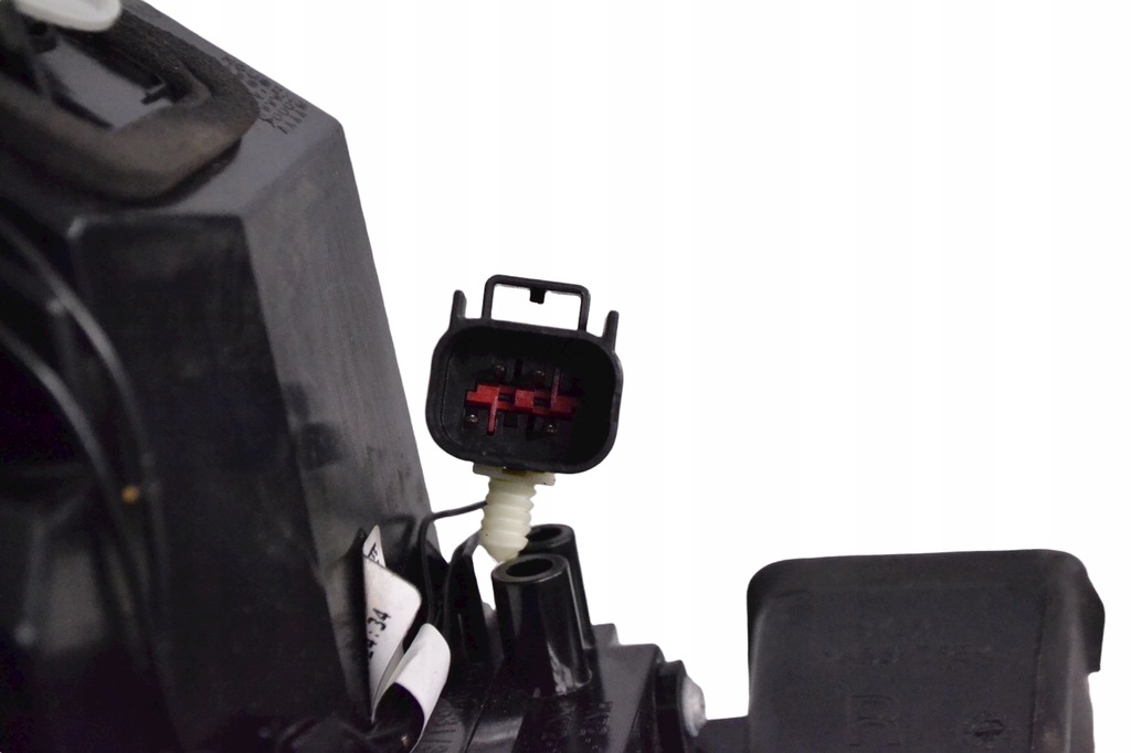 фото №8, Land rover discovery sport 2017 права сторона лампа задня