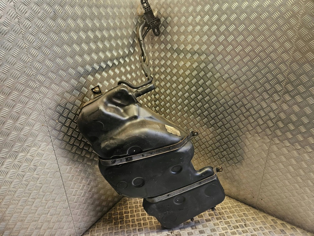 фото №10, Audi q5 sq5 2011 бак пального