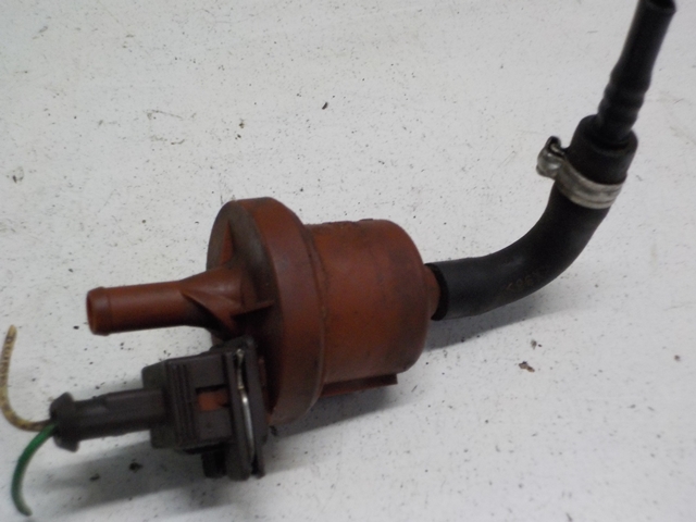 фото №1, Peugeot 206 клапан вакуумa