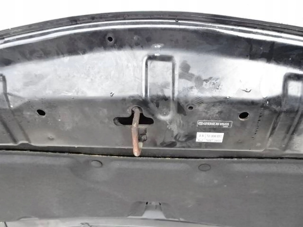 фото №8, Капот toyota auris 209 06-09