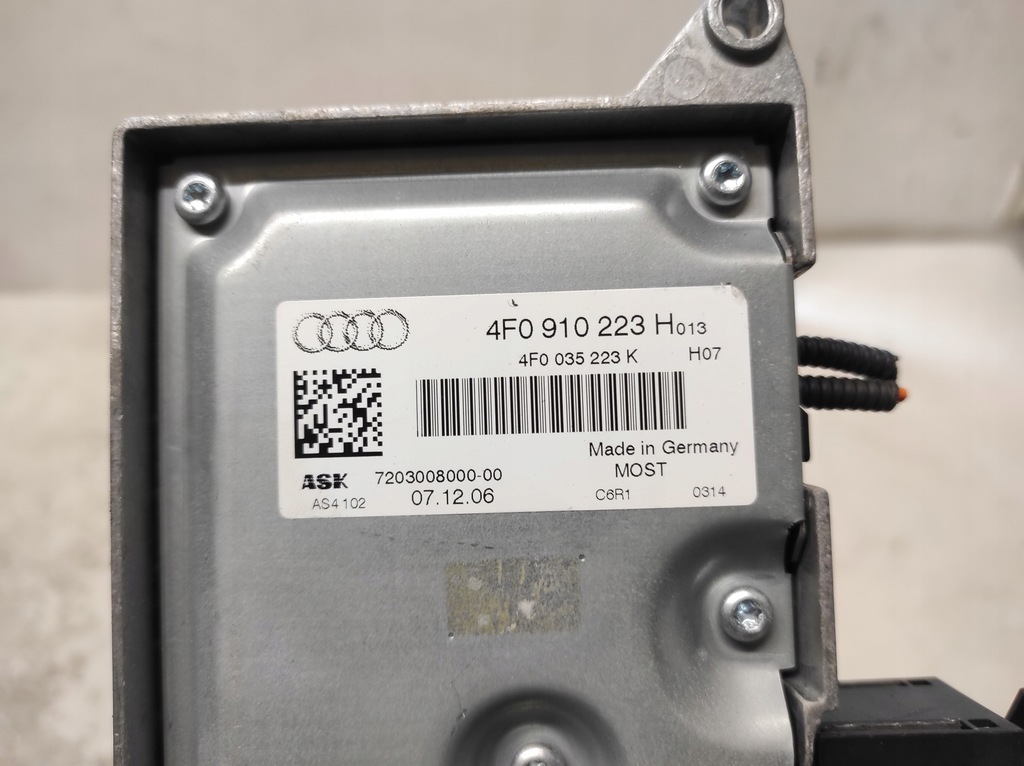 фото №4, Audi a6 c6 04- підсилювач радіо 4f0910223h