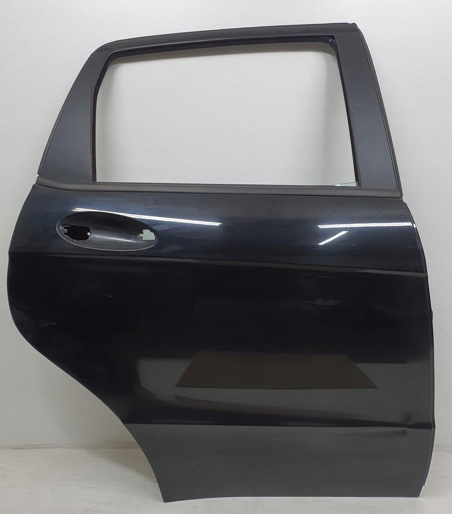 фото №1, Дверь правый задняя задние 696 mercedes w169