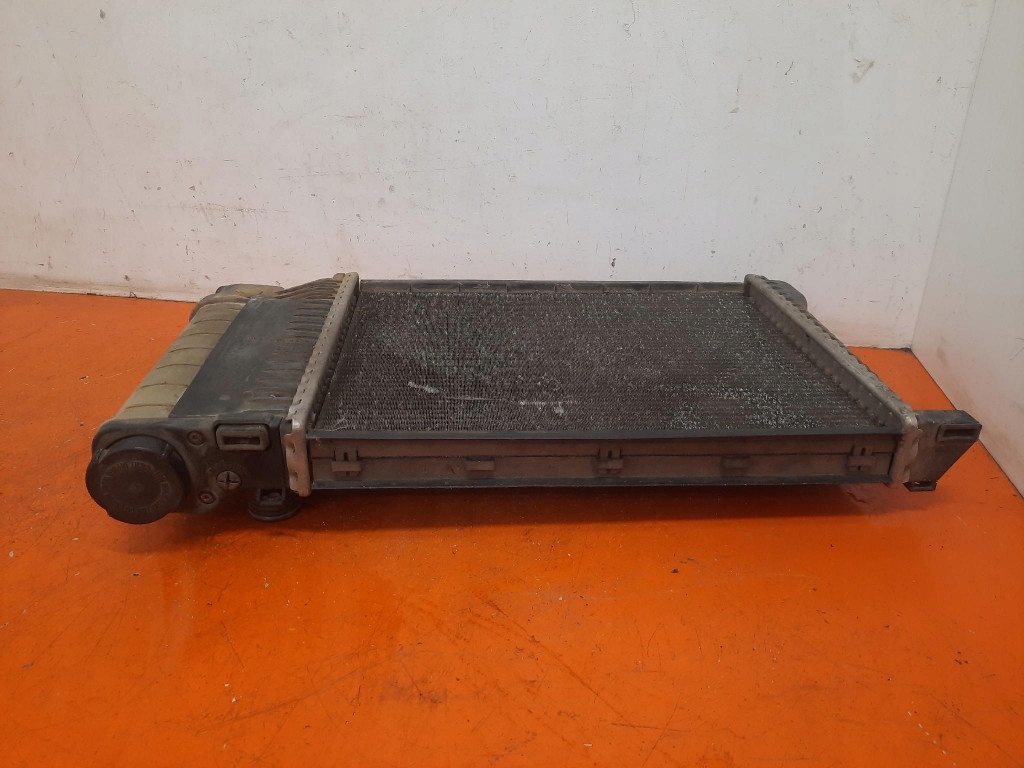 Bmw seria 3 e36 90-99 радіатор води 17128350 Недорого