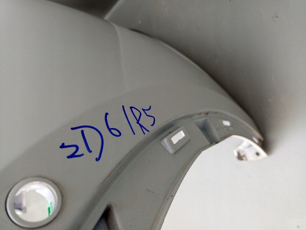 фото №15, Toyota prius v 5 2023- бампер перед передний 53113-47100