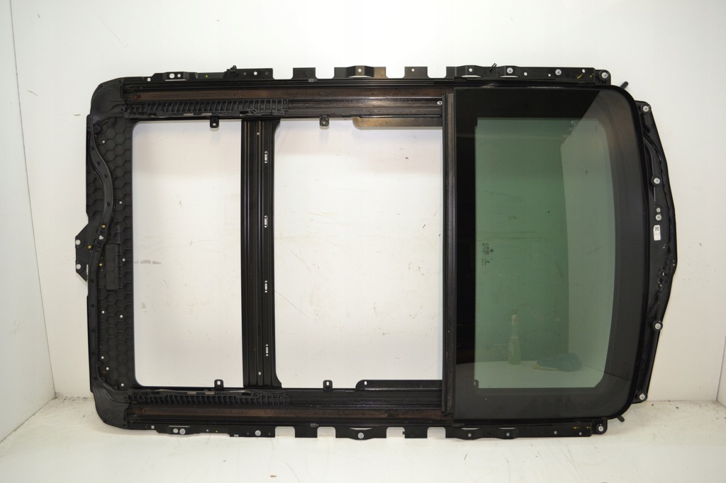 фото №1, Bmw 5 f10 f11 2011 люк комплект