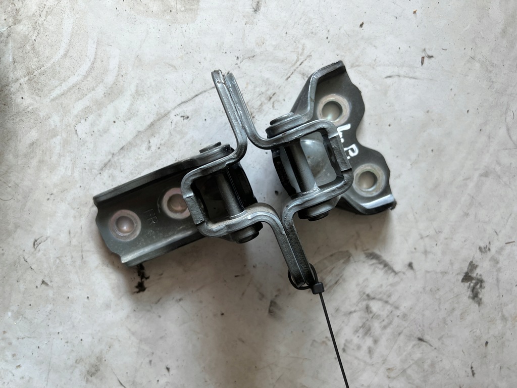 фото №1, Kia ceed iii 18- петлі двері лівий перед колір 1k