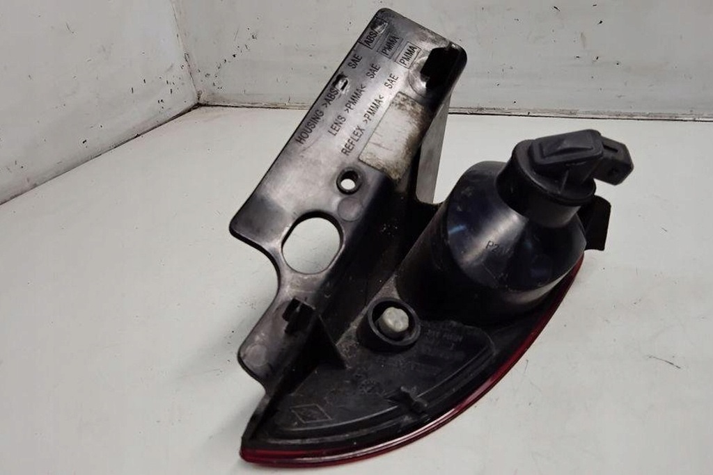 фото №3, Протитуманна фара задній renault grand scénic iv r9_ 8200027155 2.2l дизель 2004