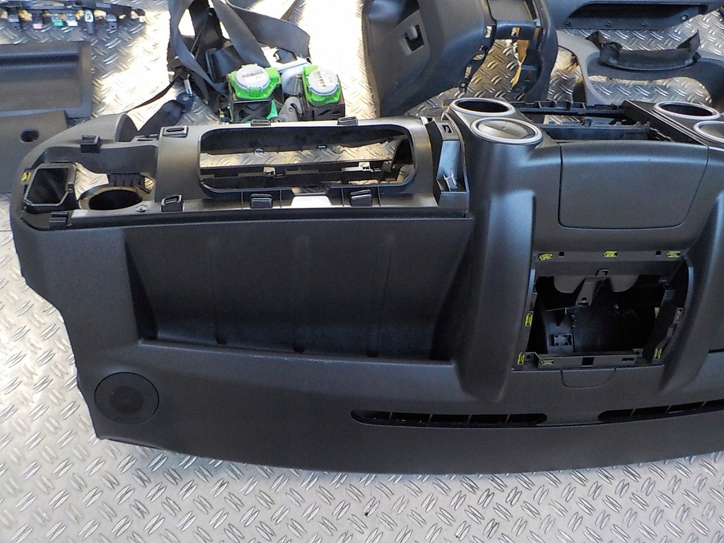 фото №10, Peugeot partner 08-12 панель приладів приладова консоль панель приладів