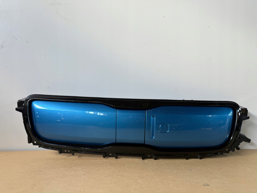 фото №1, Решітка радіатора решітка радіатора радіатора kia soul ii ev electric 86352-e4100 / 86351-e4000