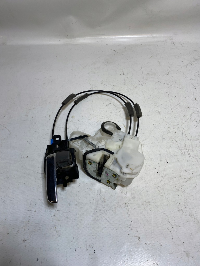 фото №1, Mitsubishi l200 v fiat fullback замок дверь ручка левый перед 15-