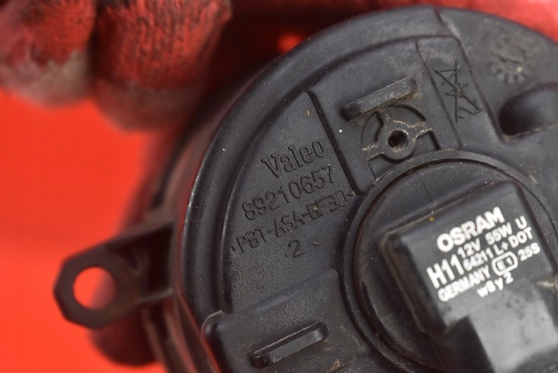 фото №10, Протитуманна фара лівий перед передній 81220-00041 toyota corolla e15 06-13