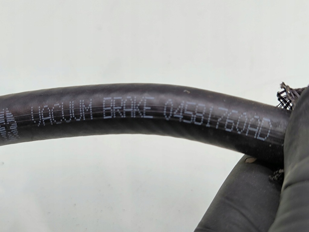 фото №5, Dodge charger 2019 шланг / wąż вакуумa