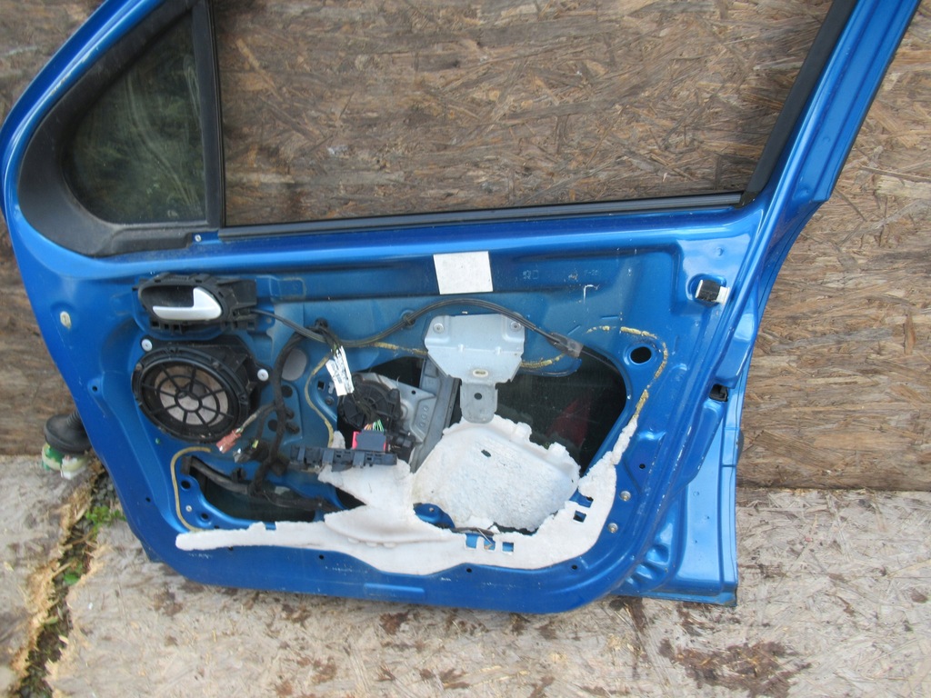 фото №6, Дверь перед правое peugeot 207