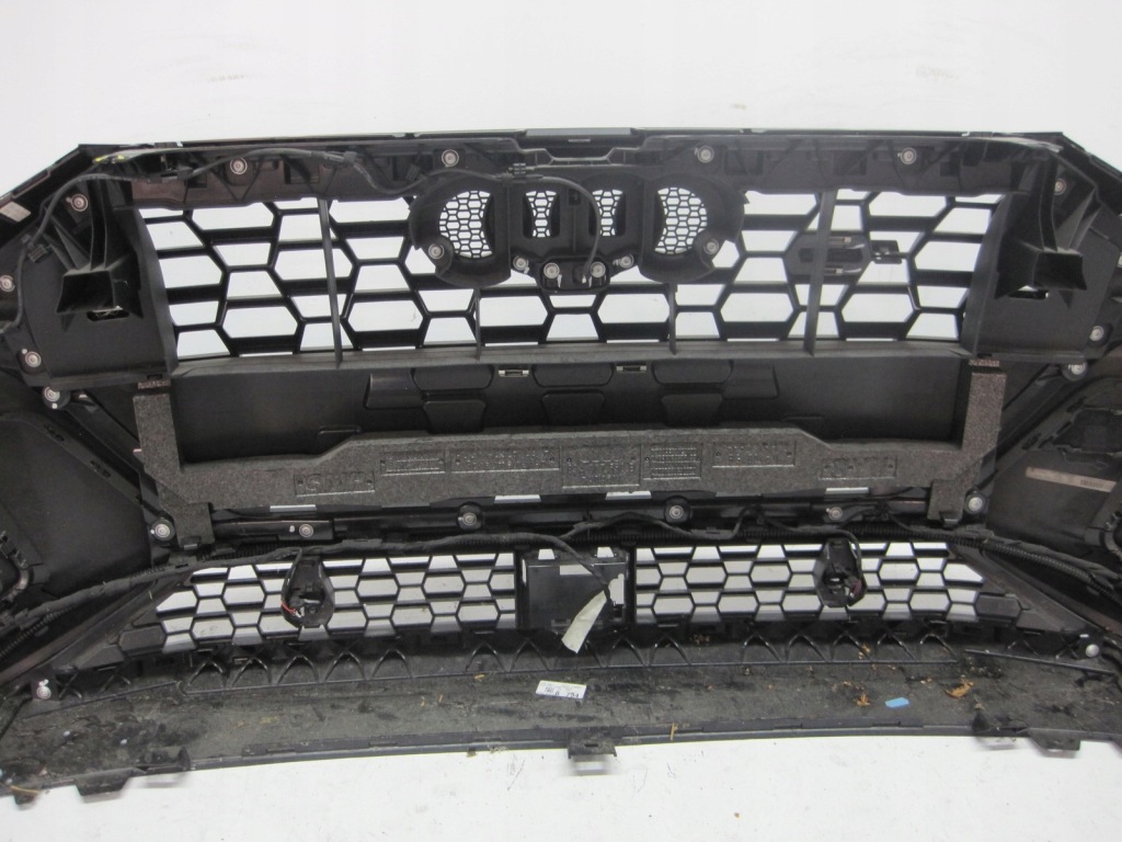 Бампер audi q3 rsq3 rs 83a камера 4 pdc pod радар ксенон 22r передний с Разборки