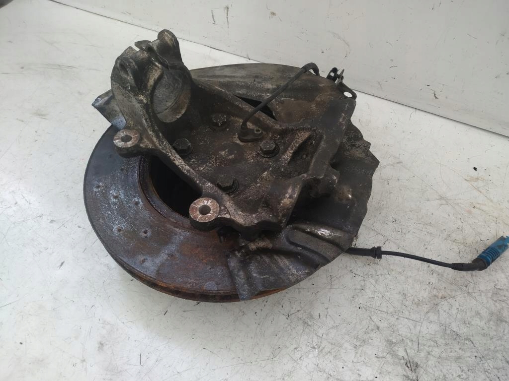 фото №7, Поворотный кулак левый левый перед bmw 7 e65 740d